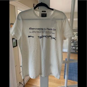 Abercrombie & Fitch T-Shirt